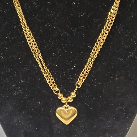 Elegant and Luxurious Heart Love Golden Stainless Steel Necklaces Faded- Free - Picture 3 of 13